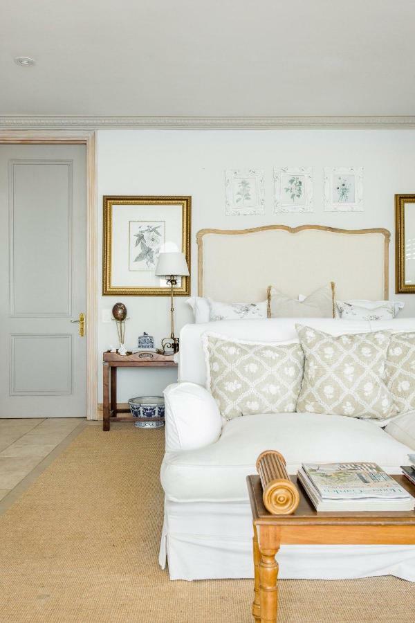 Villa Del Mar - "Luxurious En-Suite Bedroom With Lounge And Stunning Sea View Balcony In Bantry Bay" Кейптаун Екстер'єр фото